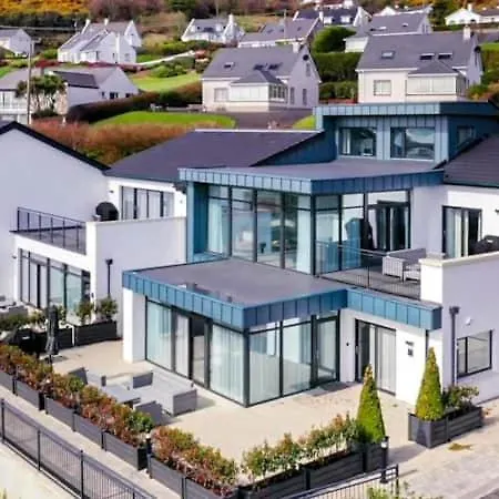 Bayview Luxury 3 Bedroom Ground Floor Holiday home Downings
