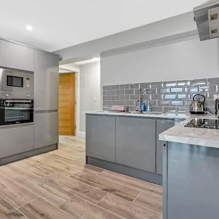 Bayview 3-bedroom Ground Floor Апартаменты Даунингс
