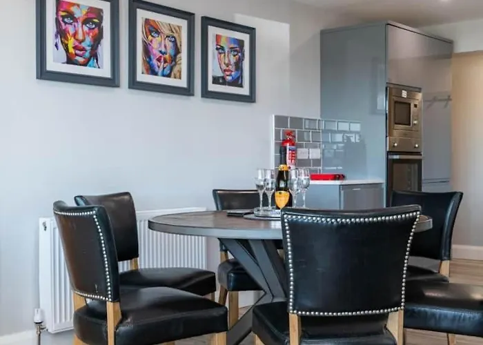 Bayview 3-bedroom Ground Floor * Downings